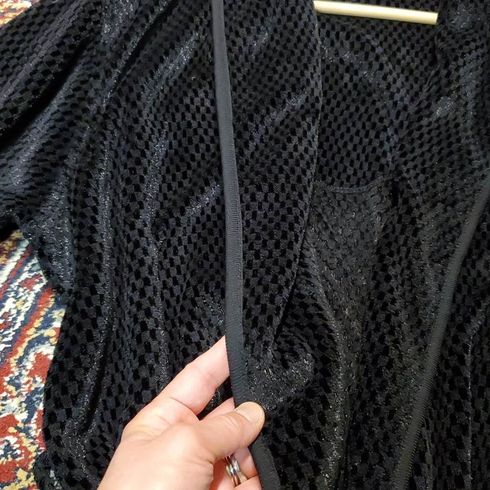 Alfani Textured Black Robe - Picture 13 of 14